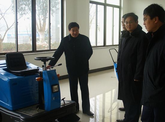 新年首個(gè)工作日，縣長蒞臨我公司考察指導(dǎo)工作