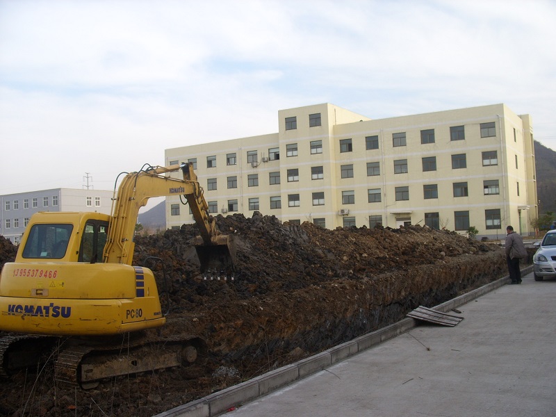 1691040165128010.jpg 2010.8.14公司二期工程2.JPG